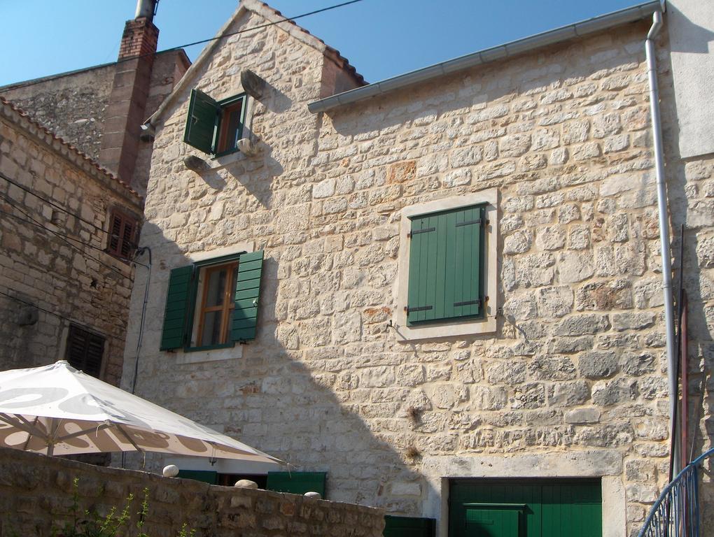 Guest House Lucijo Vrboska Buitenkant foto