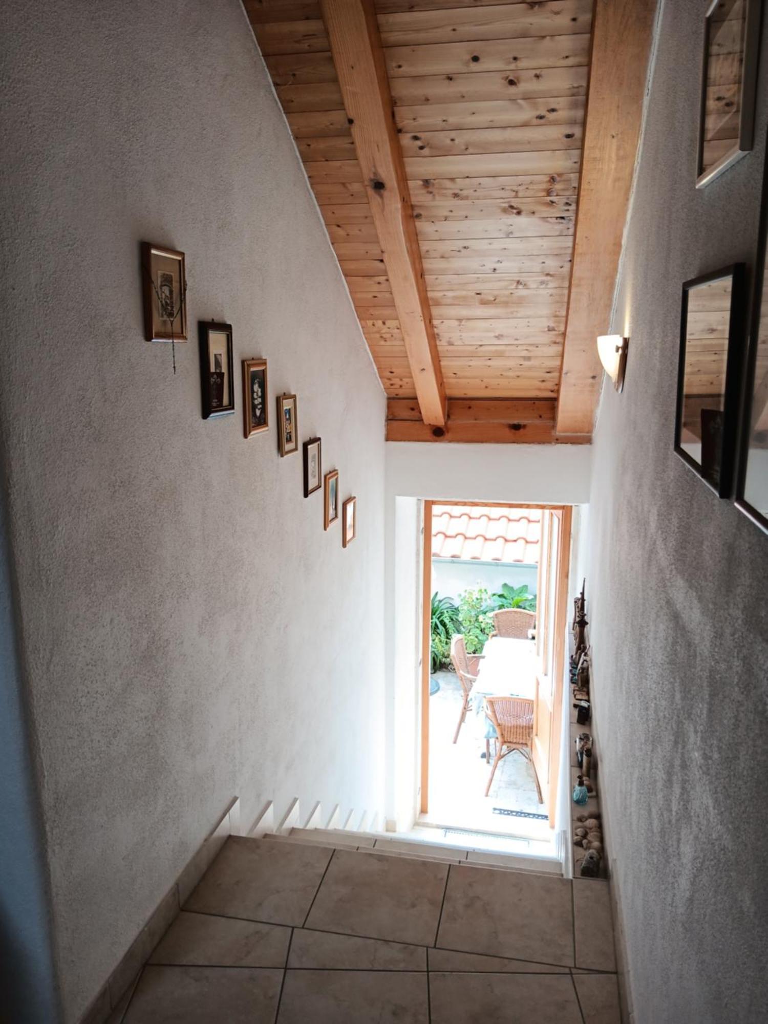 Guest House Lucijo Vrboska Kamer foto